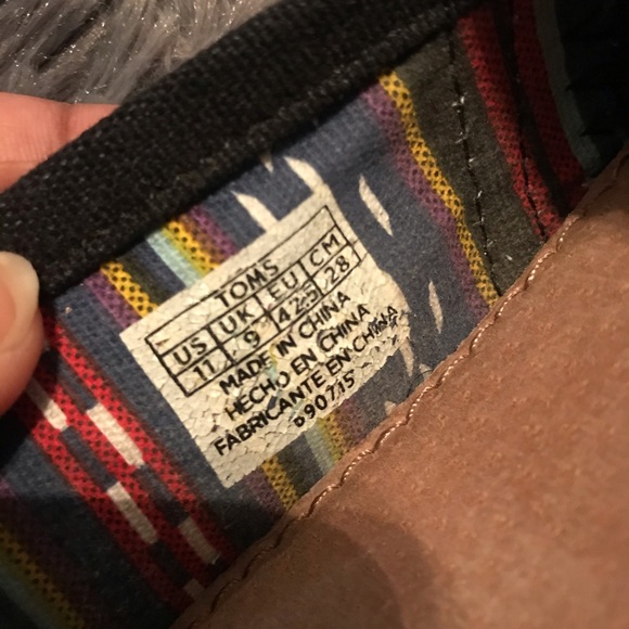 Toms New without box! - Picture 2 of 7